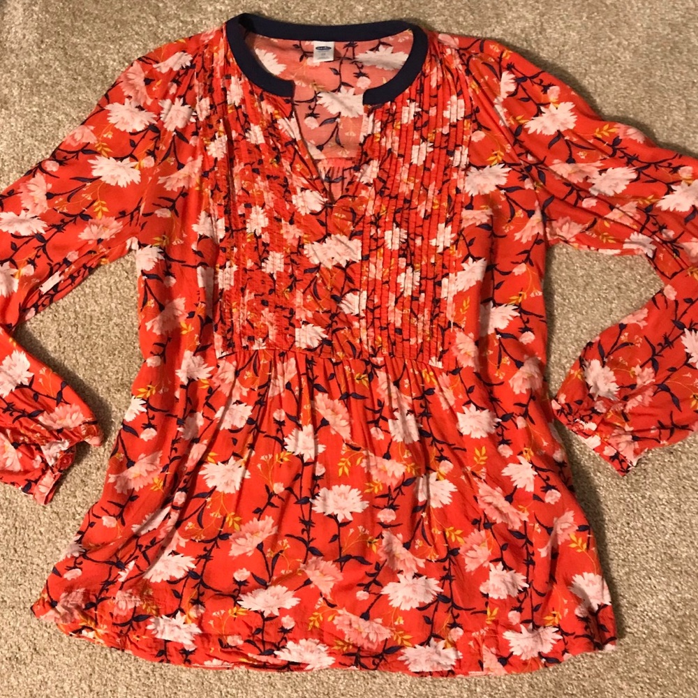 Old Navy | Floral peasant blouse